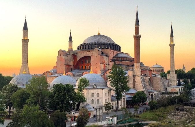 Sultanahmet Gezi ve Konaklama Rehberi